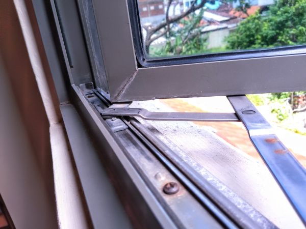 Hinged Window Replacement in Springfield
